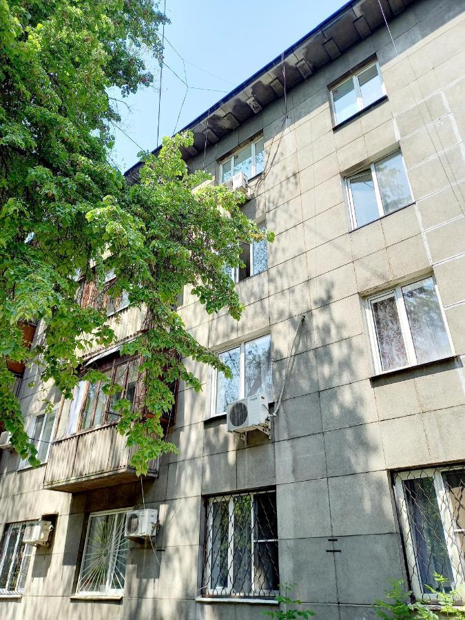 Ferienwohnung Центркомфорт 2Х.Комн.Квартира Almaty Exterior foto